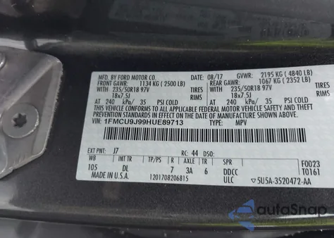 2017 Ford Escape Titanium z USA, uszkodzony, nr VIN 1FMCU9J99HUE89713